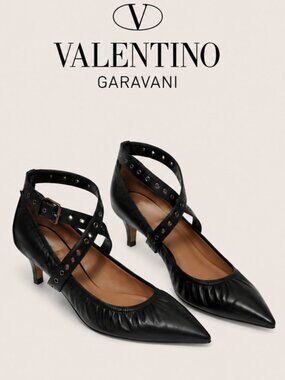 Valentino Garavani Love Latch Black Leather Grommet Pointed Toe Pumps EU 37